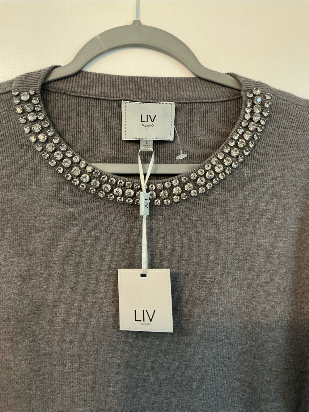 LIV Milano holiday sweater L NWT